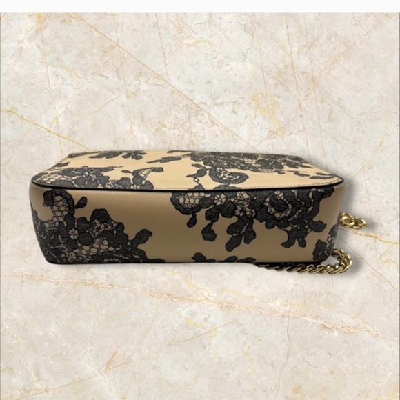 Michael Kors Black and Tan Shoulder Bag - Picture 3 of 7